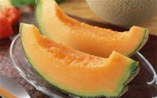 男女吃哈密瓜,性别差异下的哈密瓜食用偏好探究