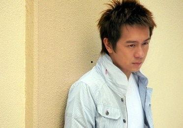 最近知名男明星,揭秘近期人气爆棚的知名男明星